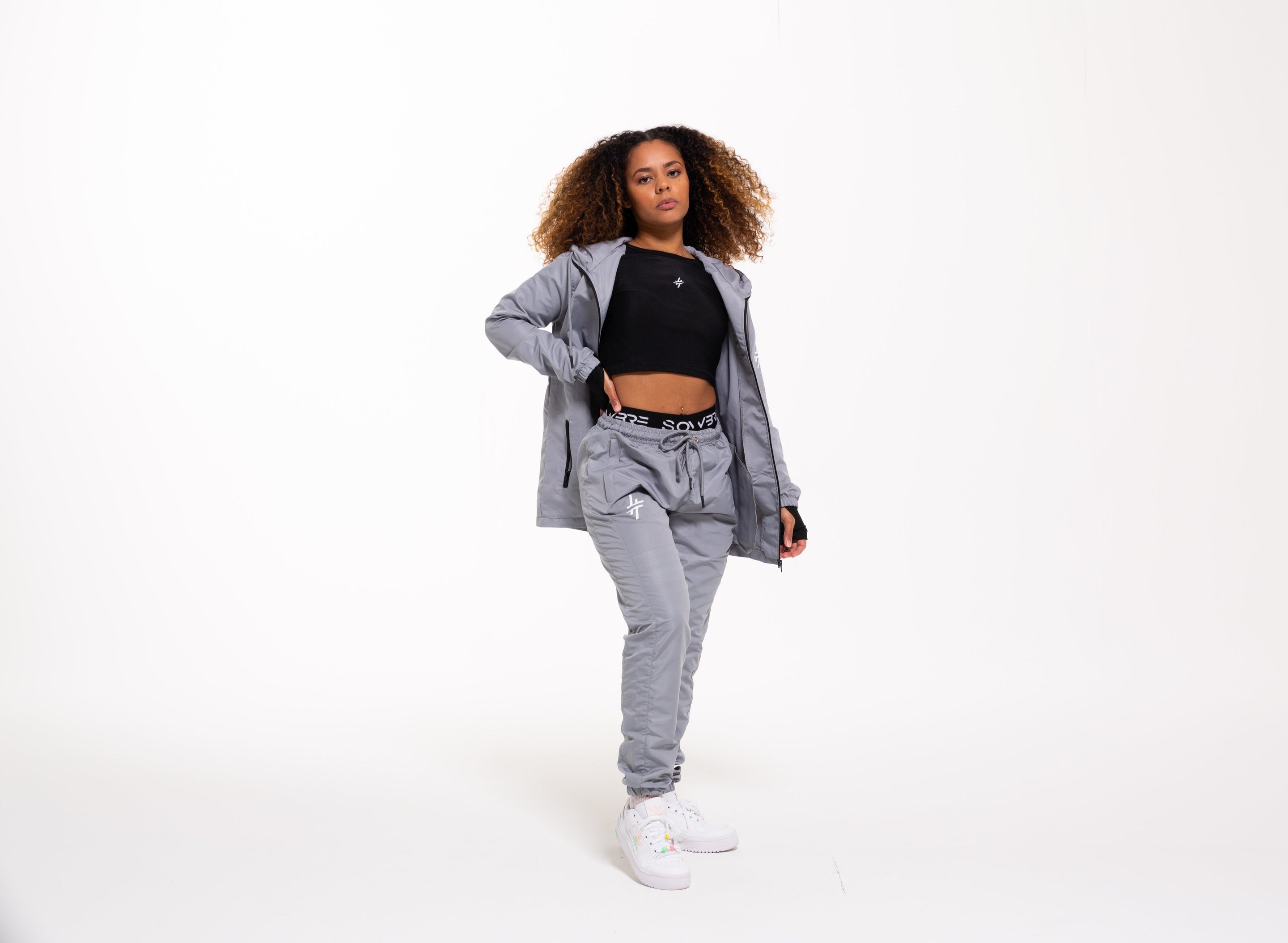 NOS SURVÊTEMENTS FEMMES