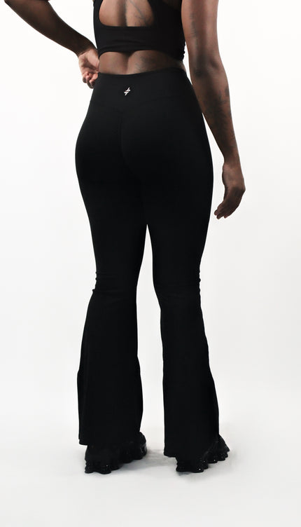KEÏNA – LEGGINGS ÉVASÉ