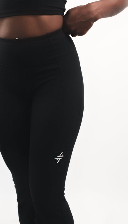 KEÏNA – LEGGINGS ÉVASÉ