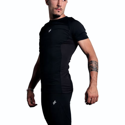 Collection image for: COMPRESSION & RASHGUARD